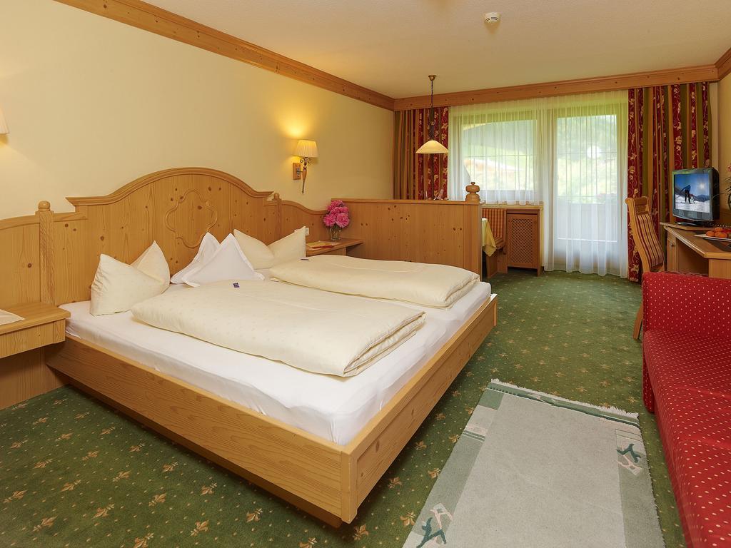 Hotel Laendenhof Superior Mayrhofen Værelse billede